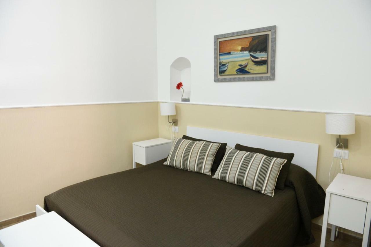 Sisters Bed & Breakfast Bari